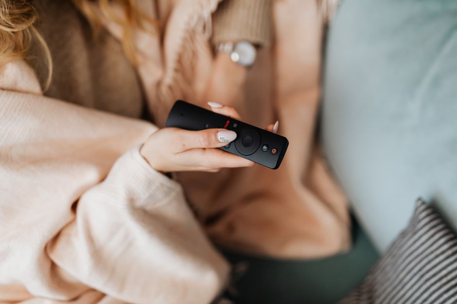 UK Smart TV Platforms Compared: Choosing Tizen, webOS, and Google TV
